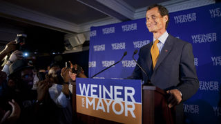 <i>Daily Mail</i> Claims Anthony Weiner Also Sexted 15-Year-Old Girl, Knowing She Was 15